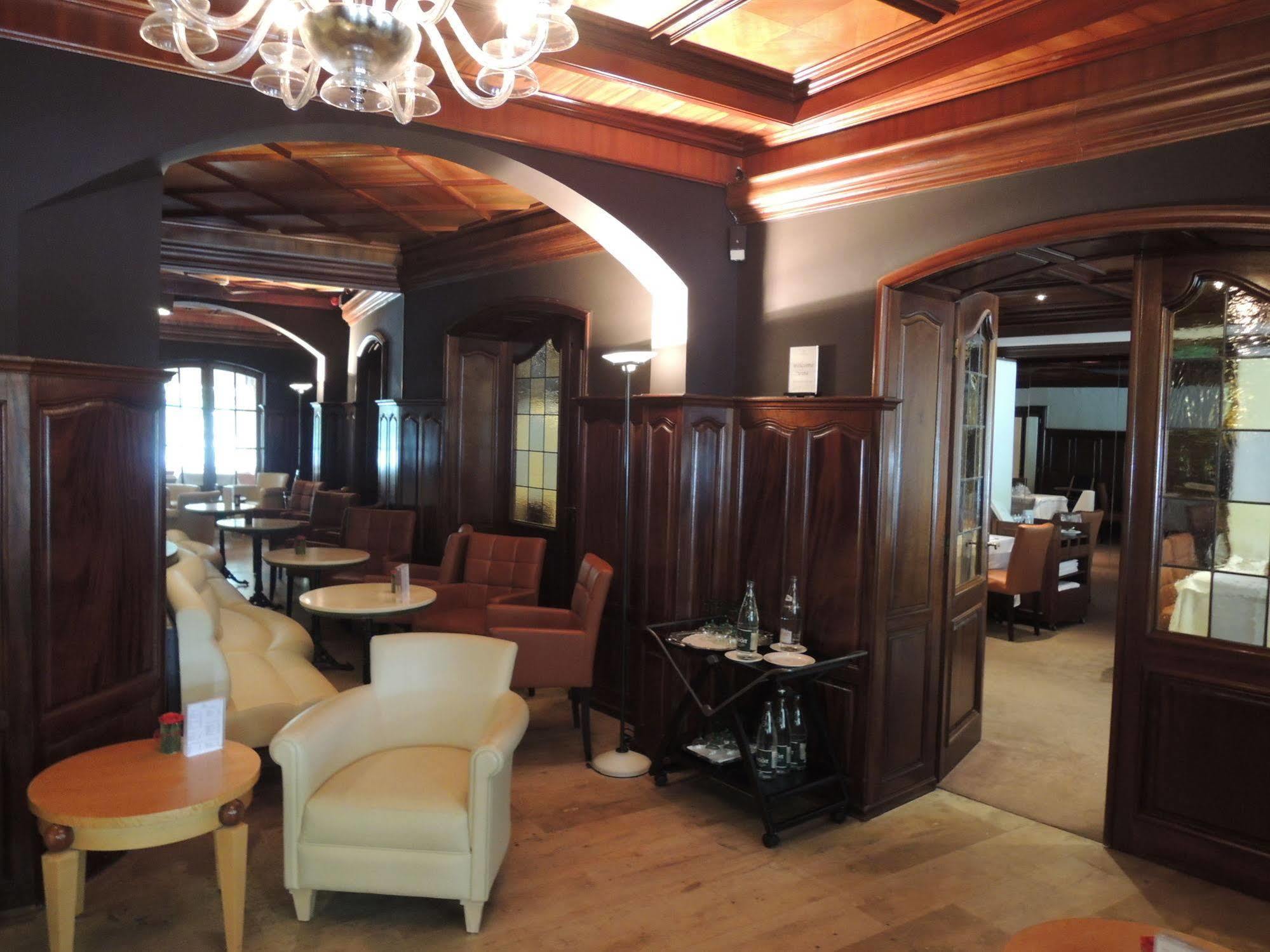 Logis Saint-Nicolas & Spa レミッチ エクステリア 写真